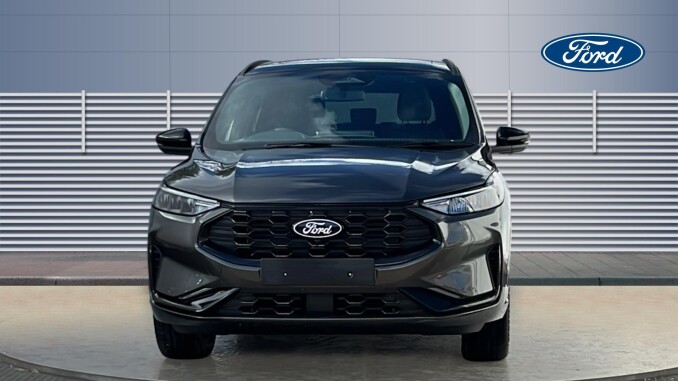 Ford Kuga 2.5 FHEV ST-Line X Black Package 5dr CVT Hybrid Estate - Image 3